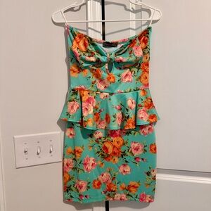 Body Central Strapless Floral Mini Ruffle Peplum Bodycon Dress with Bow Top